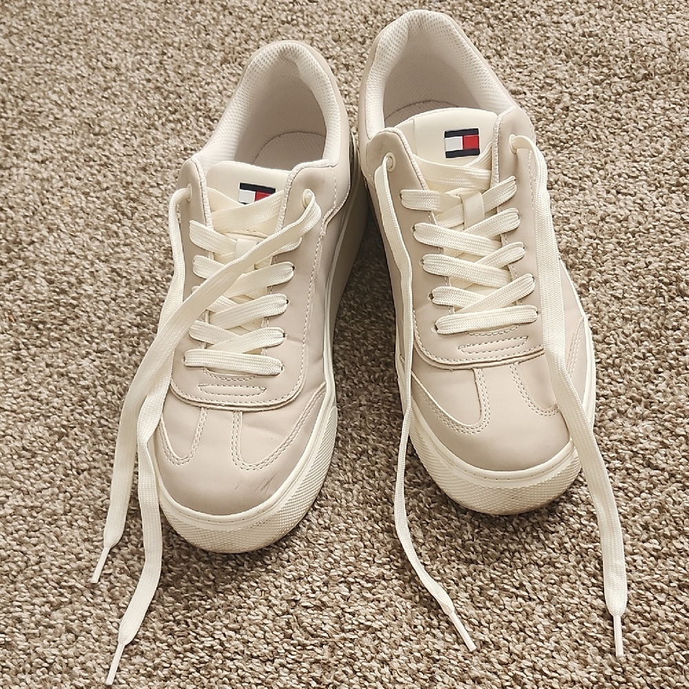 Tommy Hilfiger Cream Sneakers with Logo